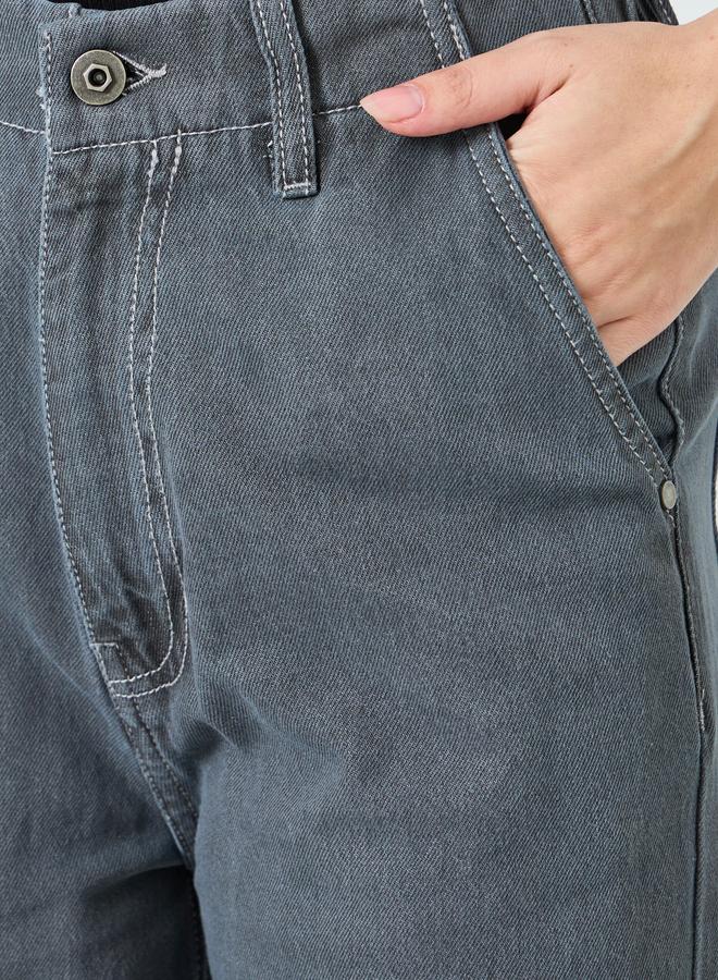 ستايلي جينز بخصر عالي وأرجل واسعة - Image 2